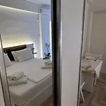 The Hill Hotel 5*