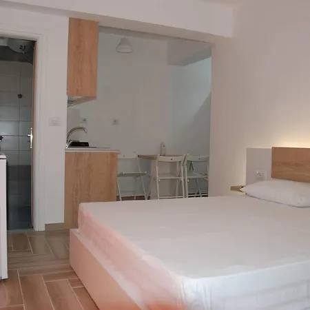 The Hill 5*