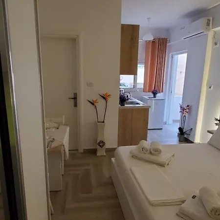 The Hill ホテル Sarandë